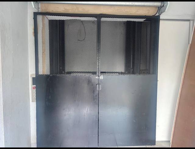 230M² BUILDING TO LET IN SAVOY ESTATE